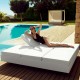 Bain de soleil Vondom Vela Daybed avec 2 dossiers inclinables structure blanche avec coussin Silvertex